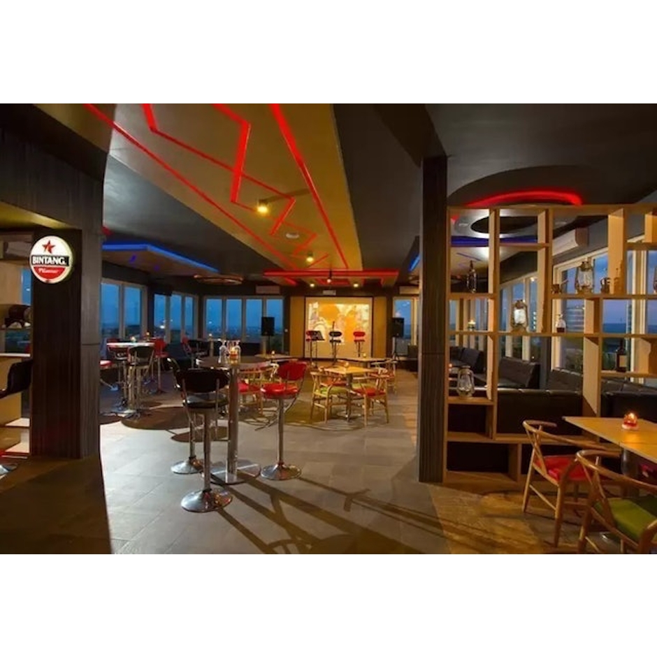 Maxone Hotels Malang Translation missing: id.activerecord.decorators.item_part_image/alt