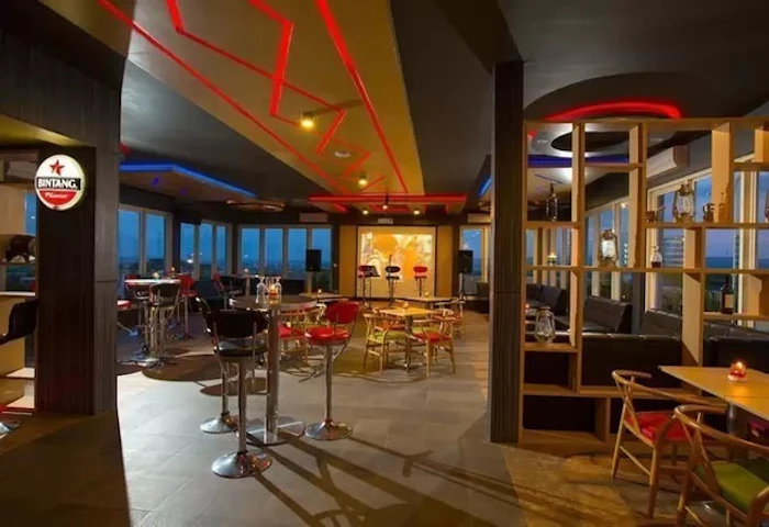 Maxone Hotels Malang Translation missing: id.activerecord.decorators.item_part_image/alt