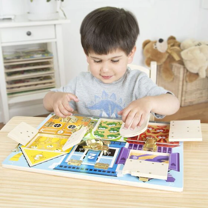 Melissa & Doug Wooden Latches Board Translation missing: id.activerecord.decorators.item_part_image/alt