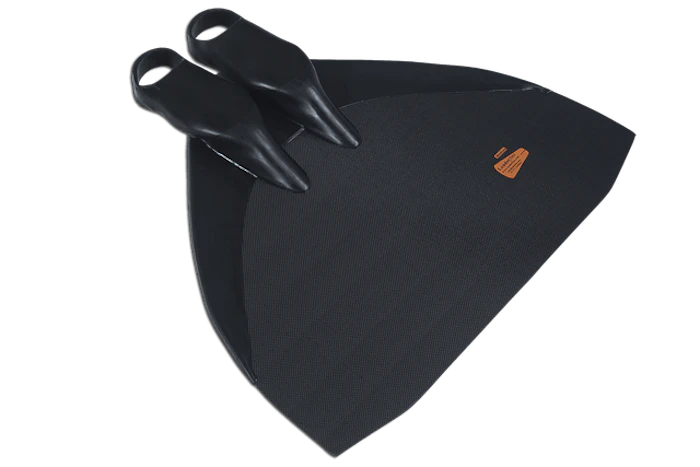 Leaderfins Hyper Carbon Monofin with Neoprene Socks Translation missing: id.activerecord.decorators.item_part_image/alt