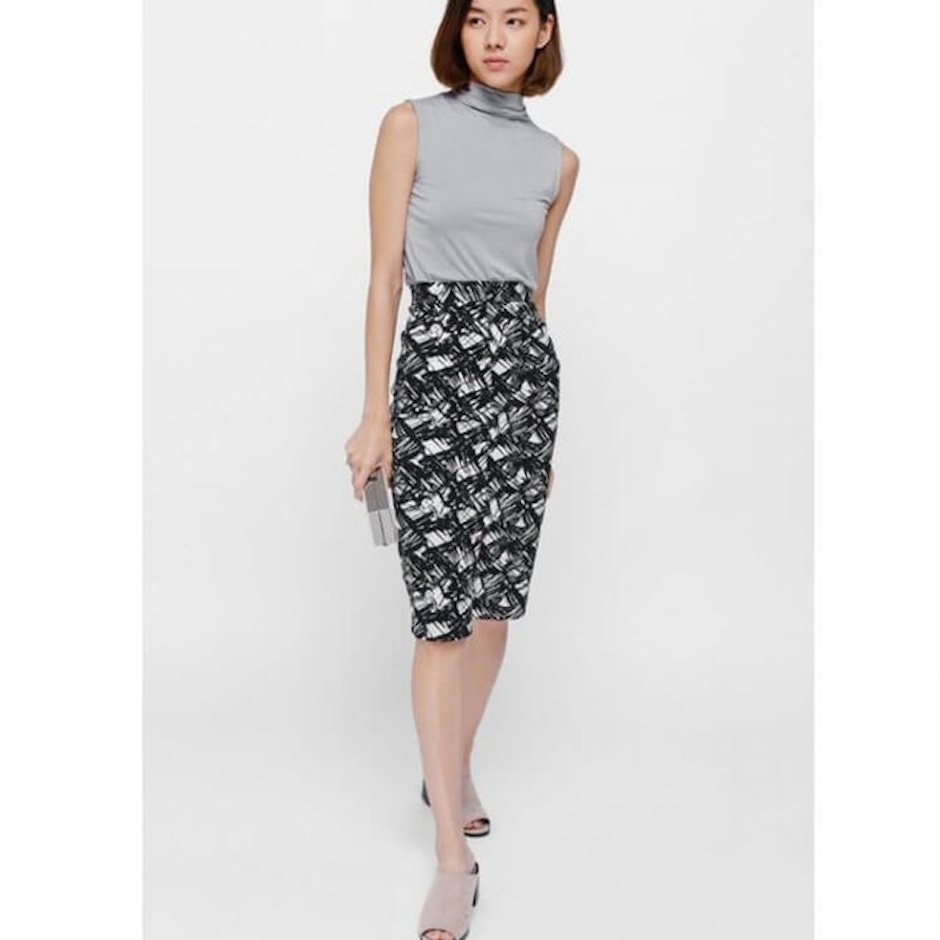 Love, Bonito Mignon Printed Slit Pencil Skirt Translation missing: id.activerecord.decorators.item_part_image/alt