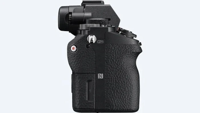 SONY α7 II E-mount Camera with Full Frame Sensor Translation missing: id.activerecord.decorators.item_part_image/alt