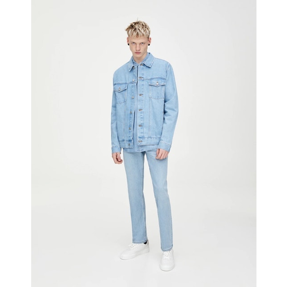 Pull and Bear Blue Denim Regular Fit Jacket Translation missing: id.activerecord.decorators.item_part_image/alt
