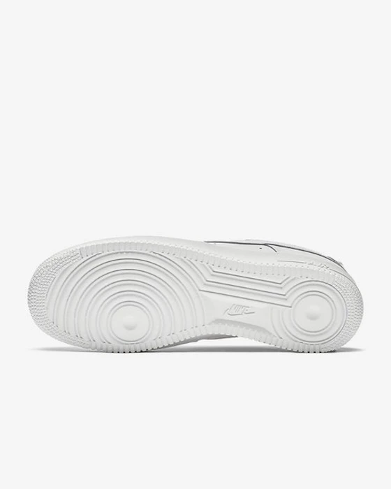 Nike Air Force 1 '07 Translation missing: id.activerecord.decorators.item_part_image/alt