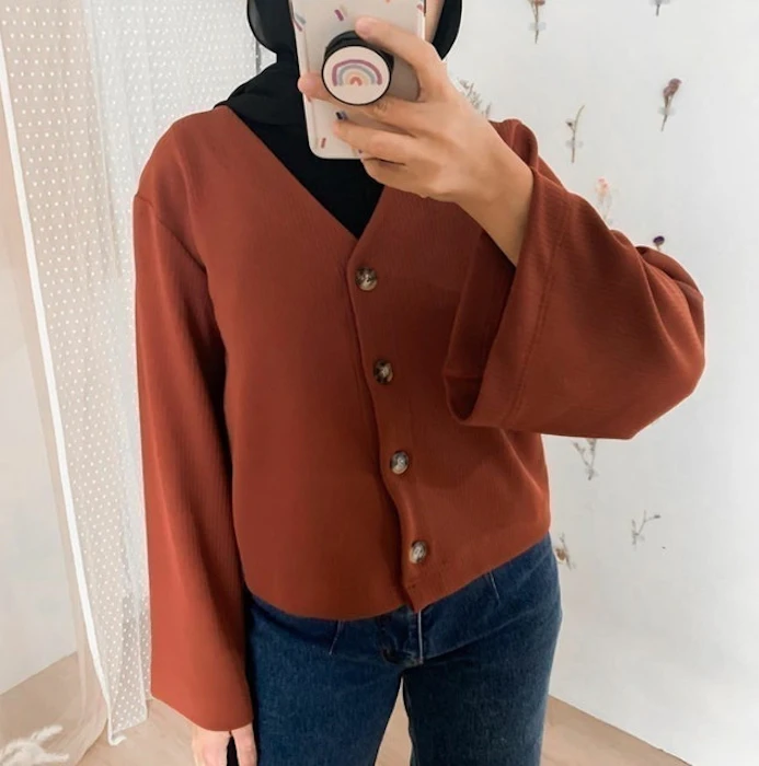 Riana Cardigan Translation missing: id.activerecord.decorators.item_part_image/alt