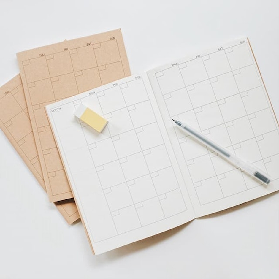 Simple Basic Monthly Planner A5 Translation missing: id.activerecord.decorators.item_part_image/alt