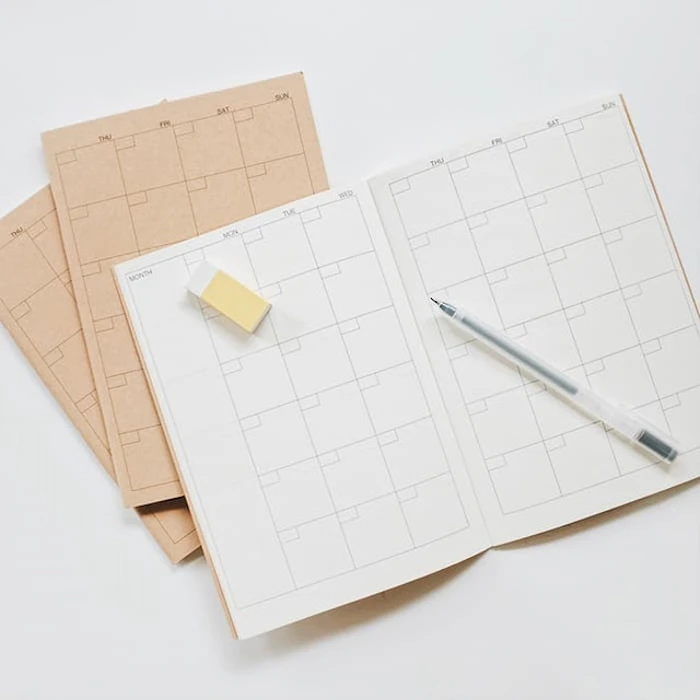 Simple Basic Monthly Planner A5 Translation missing: id.activerecord.decorators.item_part_image/alt