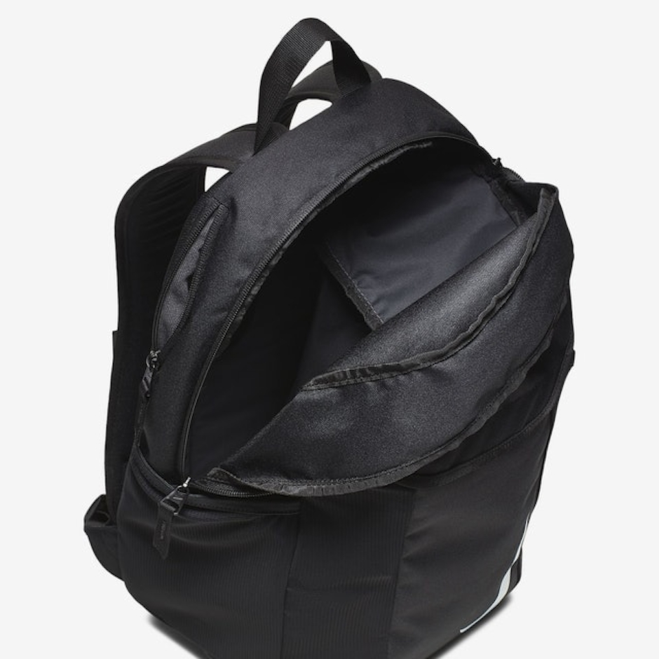 Nike Academy Team Soccer Backpack Translation missing: id.activerecord.decorators.item_part_image/alt
