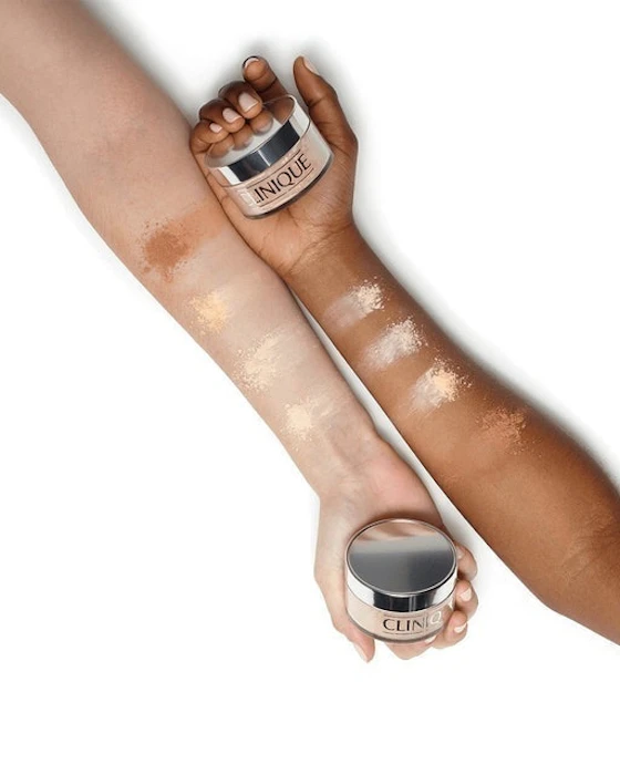 Clinique Blended Face Powder and Brush Translation missing: id.activerecord.decorators.item_part_image/alt