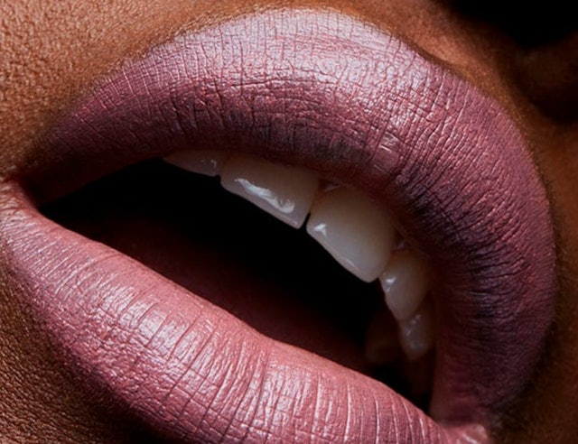 MAC Satin Lipstick Translation missing: id.activerecord.decorators.item_part_image/alt