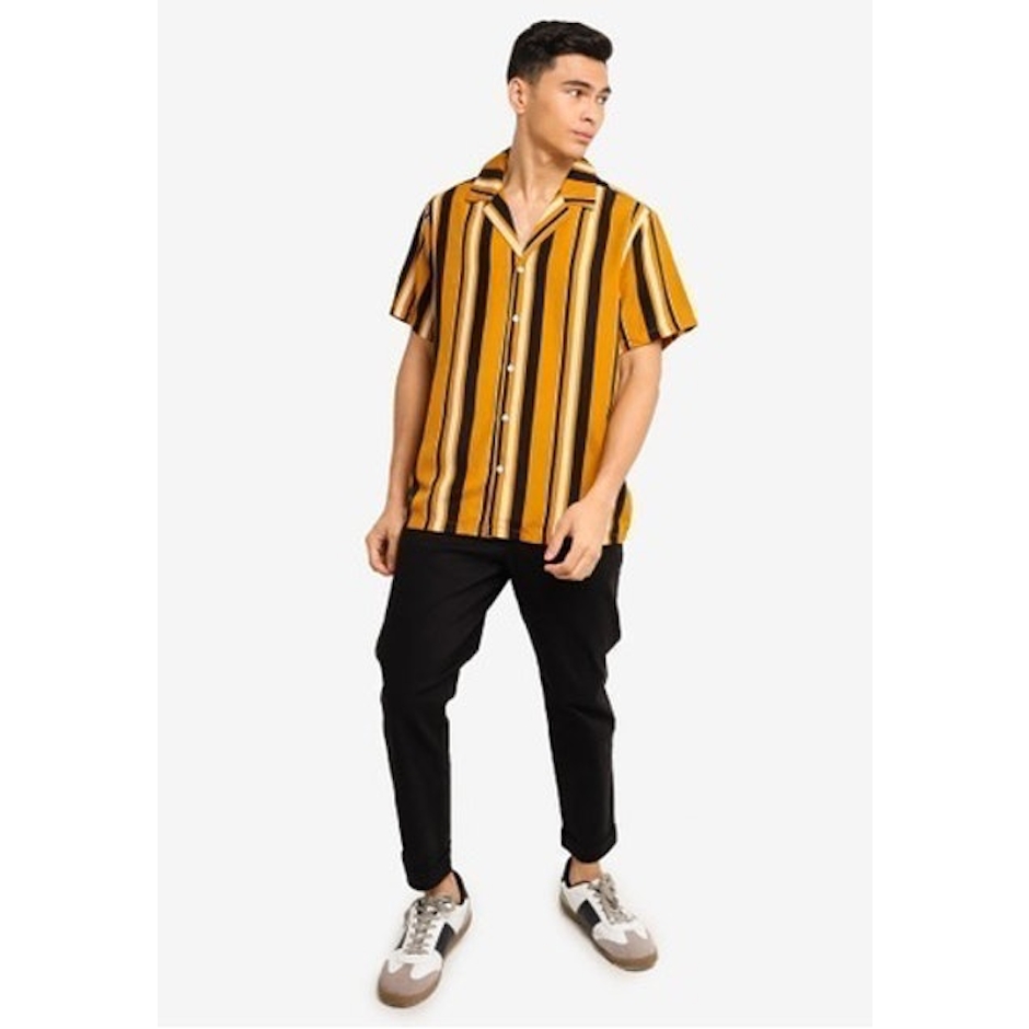 ZALORA BASICS Basic Printed Revere Collar Shirt Translation missing: id.activerecord.decorators.item_part_image/alt