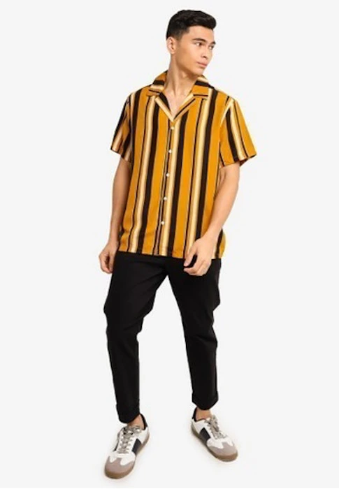 ZALORA BASICS Basic Printed Revere Collar Shirt Translation missing: id.activerecord.decorators.item_part_image/alt