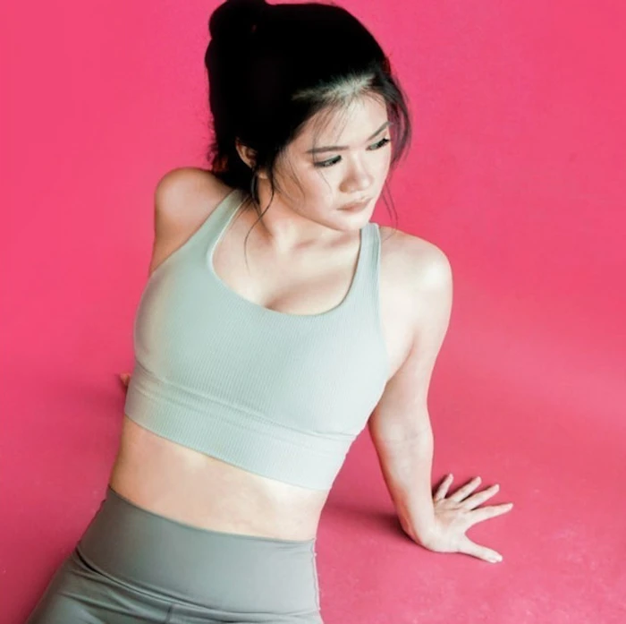 selflove.active Karlie Sports Bra Translation missing: id.activerecord.decorators.item_part_image/alt