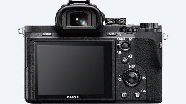 SONY α7 II E-mount Camera with Full Frame Sensor  Translation missing: id.activerecord.decorators.item_part_image/alt
