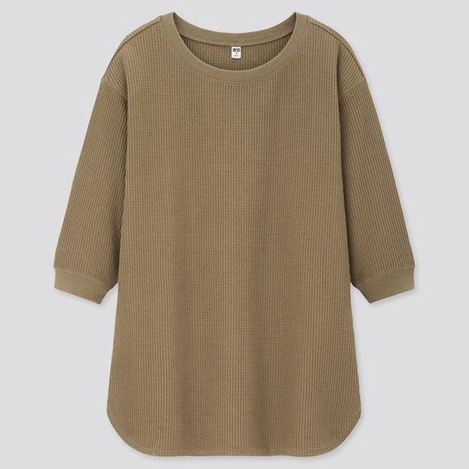 UNIQLO Women T-shirt Waffle Crew Neck Lengan 3/4 Translation missing: id.activerecord.decorators.item_part_image/alt