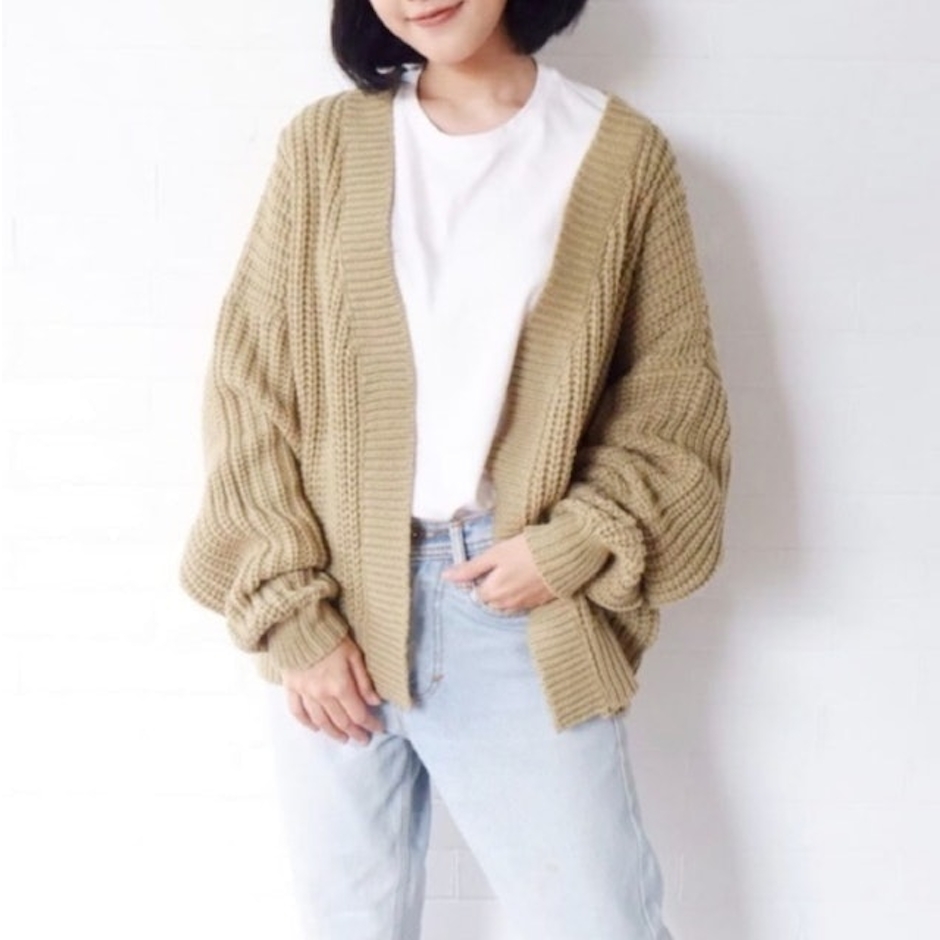 Vintage House Indonesia Aurora Corn Cardi Translation missing: id.activerecord.decorators.item_part_image/alt