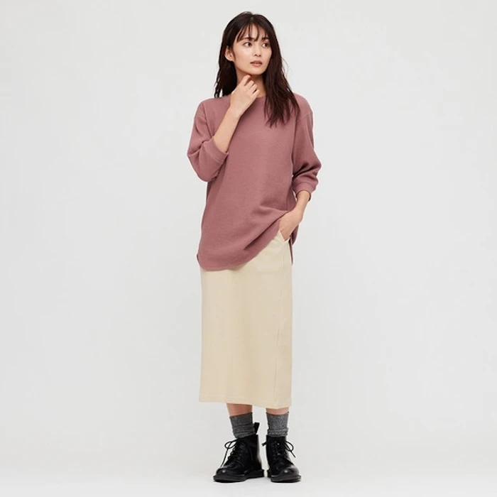 UNIQLO Women T-shirt Waffle Crew Neck Lengan 3/4 Translation missing: id.activerecord.decorators.item_part_image/alt