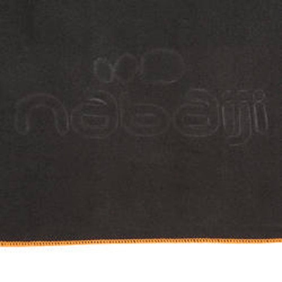DECATHLON Ultra compact microfibre towel size L 80 x 130 cm Translation missing: id.activerecord.decorators.item_part_image/alt