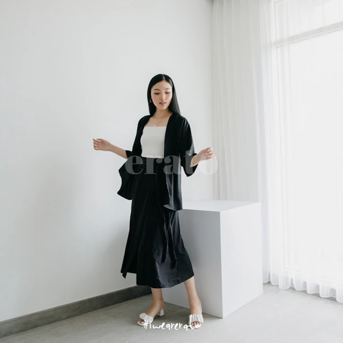 Erato Mikaela Slit Midi Skirt Translation missing: id.activerecord.decorators.item_part_image/alt