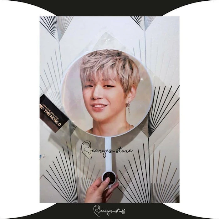 Wanna One Image Picket Translation missing: id.activerecord.decorators.item_part_image/alt