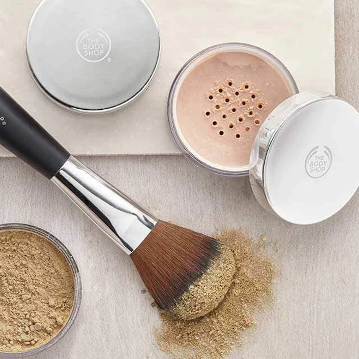The Body Shop Loose Face Powder Translation missing: id.activerecord.decorators.item_part_image/alt