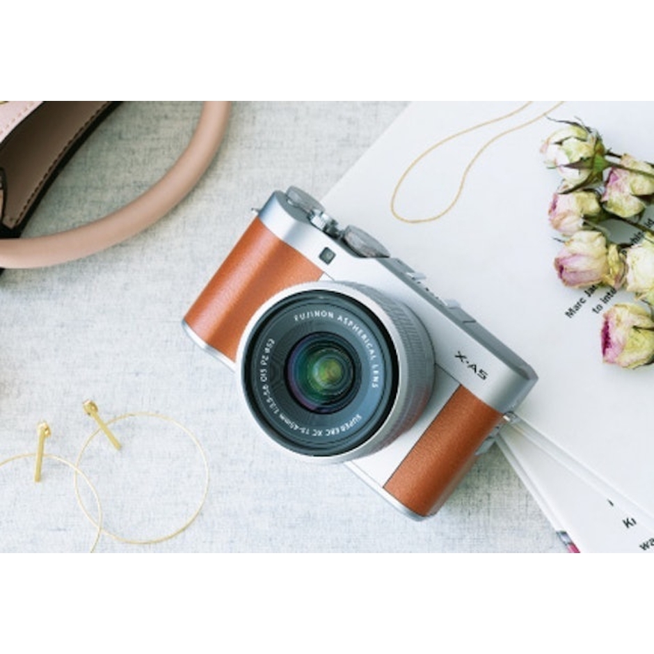 Fujifilm X-A5 Translation missing: id.activerecord.decorators.item_part_image/alt