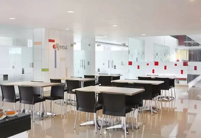 Amaris Hotel Malang Translation missing: id.activerecord.decorators.item_part_image/alt
