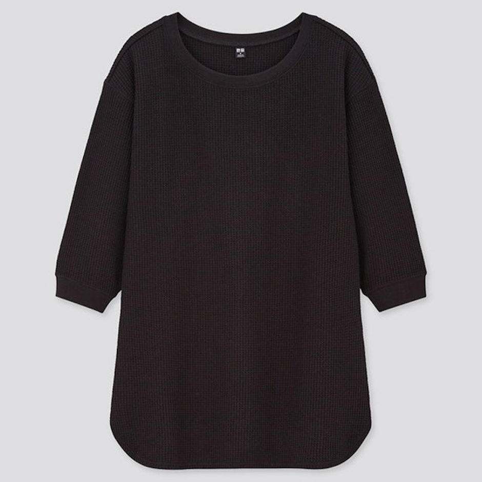UNIQLO Women T-shirt Waffle Crew Neck Lengan 3/4 Translation missing: id.activerecord.decorators.item_part_image/alt