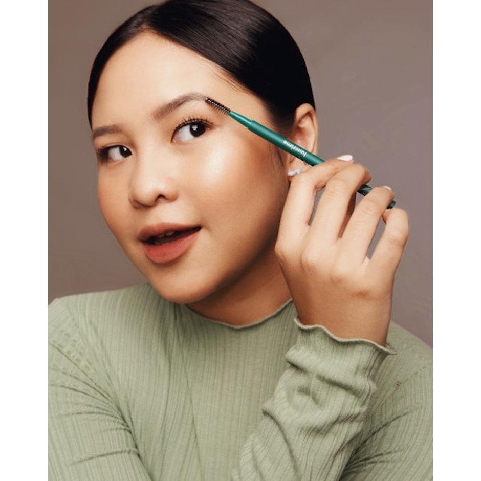 LUXCRIME Slim Triangle Precision Brow Pencil Translation missing: id.activerecord.decorators.item_part_image/alt