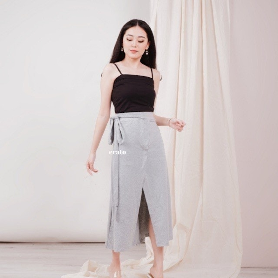 Erato Mikaela Slit Midi Skirt Translation missing: id.activerecord.decorators.item_part_image/alt