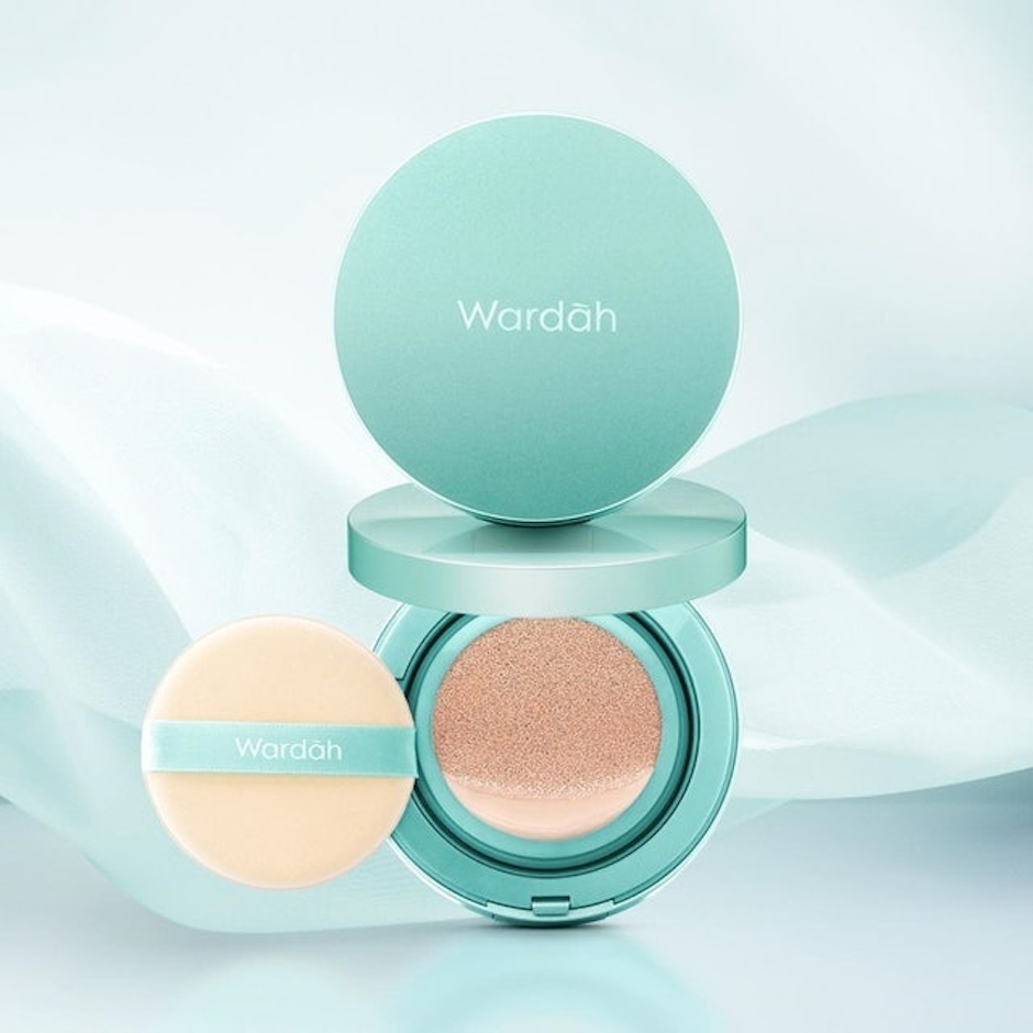 Wardah Exclusive Flawless Cover Cushion Translation missing: id.activerecord.decorators.item_part_image/alt