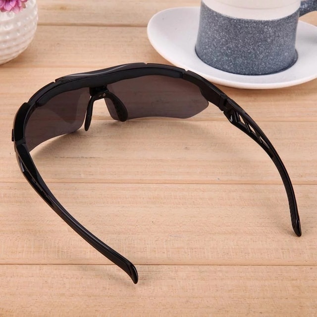 Screw Kacamata Hitam Polarized  Translation missing: id.activerecord.decorators.item_part_image/alt