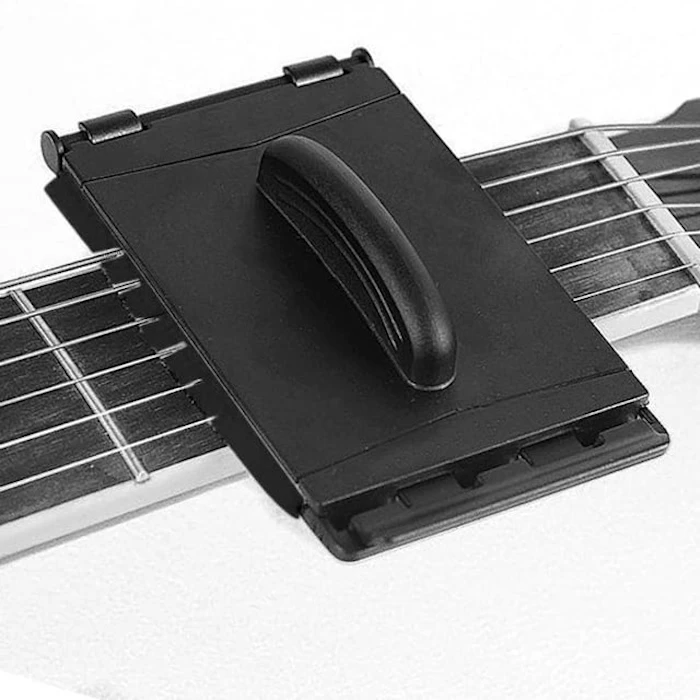 Sikat Penggosok Pembersih Senar Gitar Translation missing: id.activerecord.decorators.item_part_image/alt