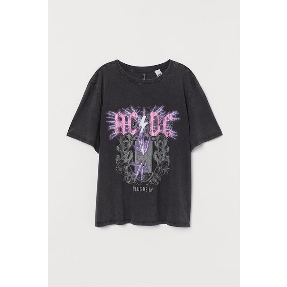H&M T-shirt With A Motif Translation missing: id.activerecord.decorators.item_part_image/alt