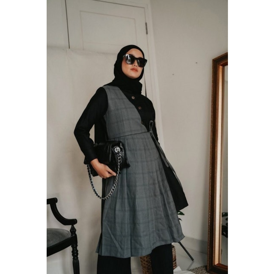 Shopataleen Isyana Tunik Translation missing: id.activerecord.decorators.item_part_image/alt