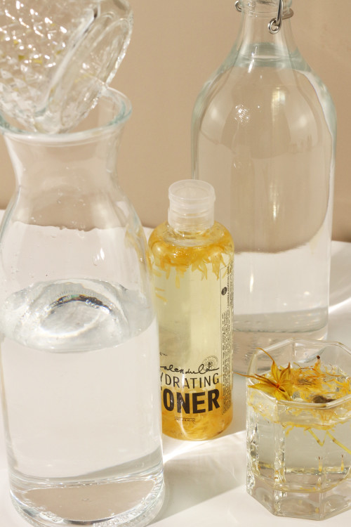 Sandara Jiwa  Calendula Hydrating Toner Translation missing: id.activerecord.decorators.item_part_image/alt
