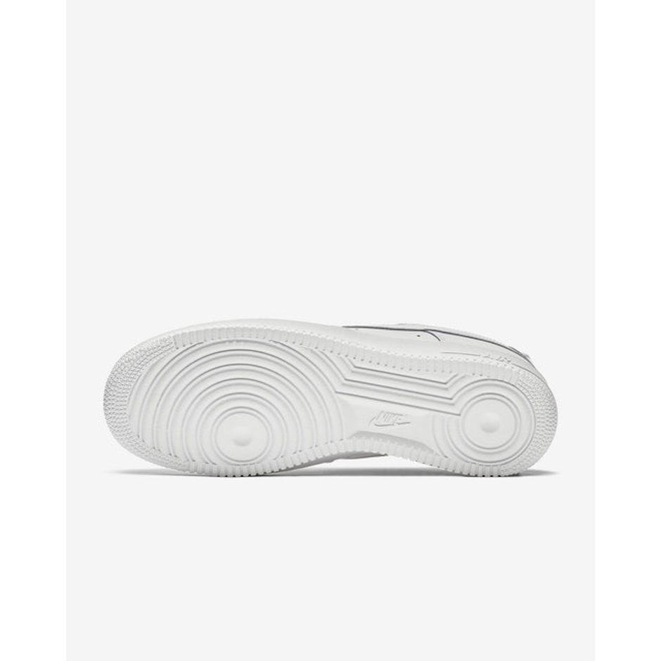 Nike Men's Shoe Air Force 1 '07 Translation missing: id.activerecord.decorators.item_part_image/alt