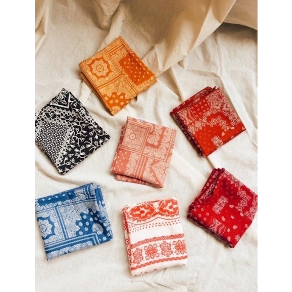 RABIAH Retro Scarf Translation missing: id.activerecord.decorators.item_part_image/alt