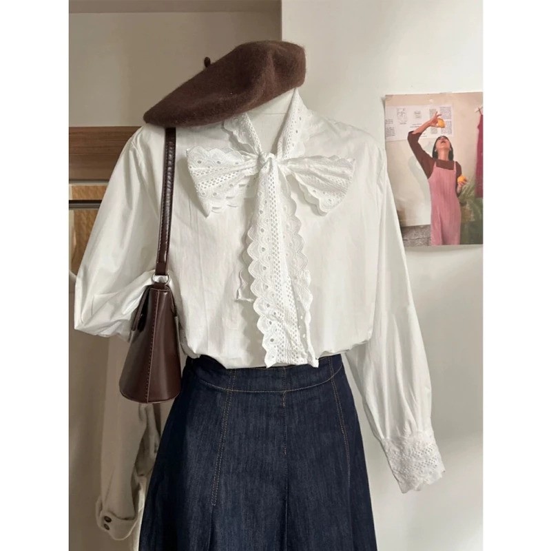  The Monseur Gallery Kemeja Putih Lengan Panjang Dasi Kupu-Kupu