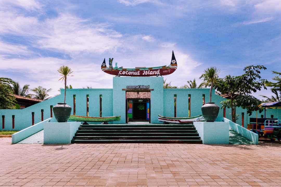 Coconut Island Carita Beach Resort & Waterpark 1