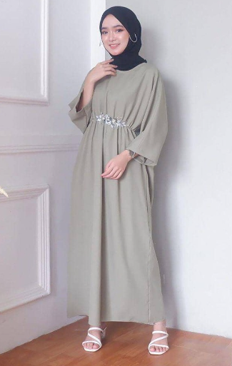 DEMEN OUTFIT Maria Kaftan 