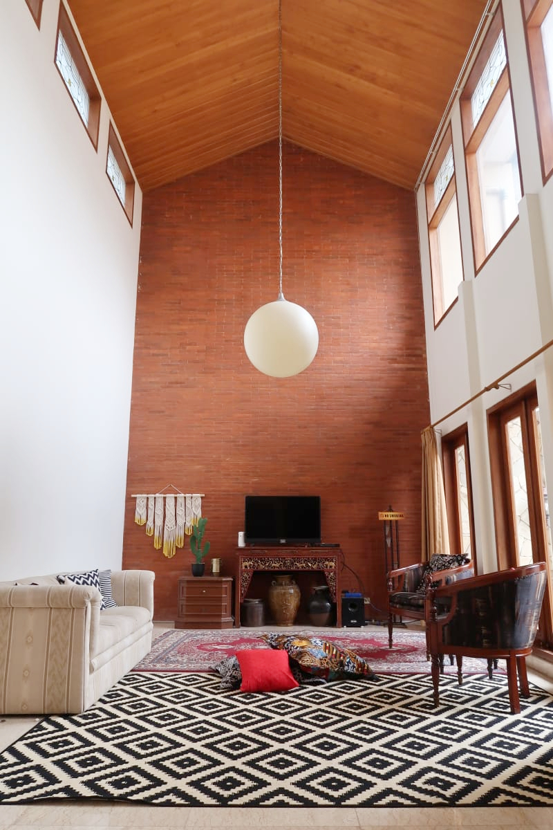 Kasandra House 5