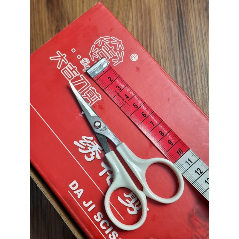 PIN Gunting Bordir Lengkung 5" 4
