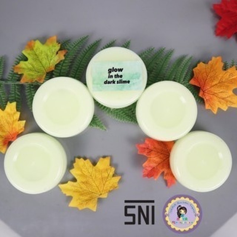 Slime Glow in the Dark 3