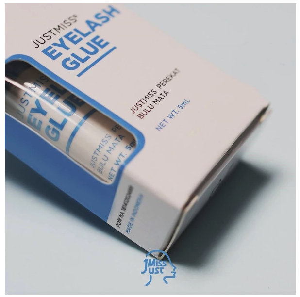 Winida Ayu Lestari JustMiss Cosmetics Eye Lash Glue