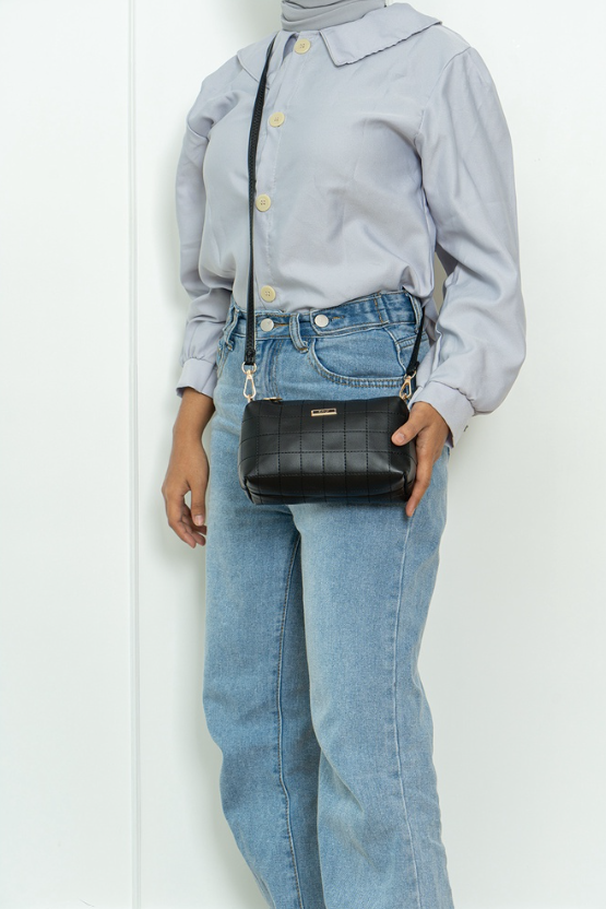 En-ji  Naomi Slingbag