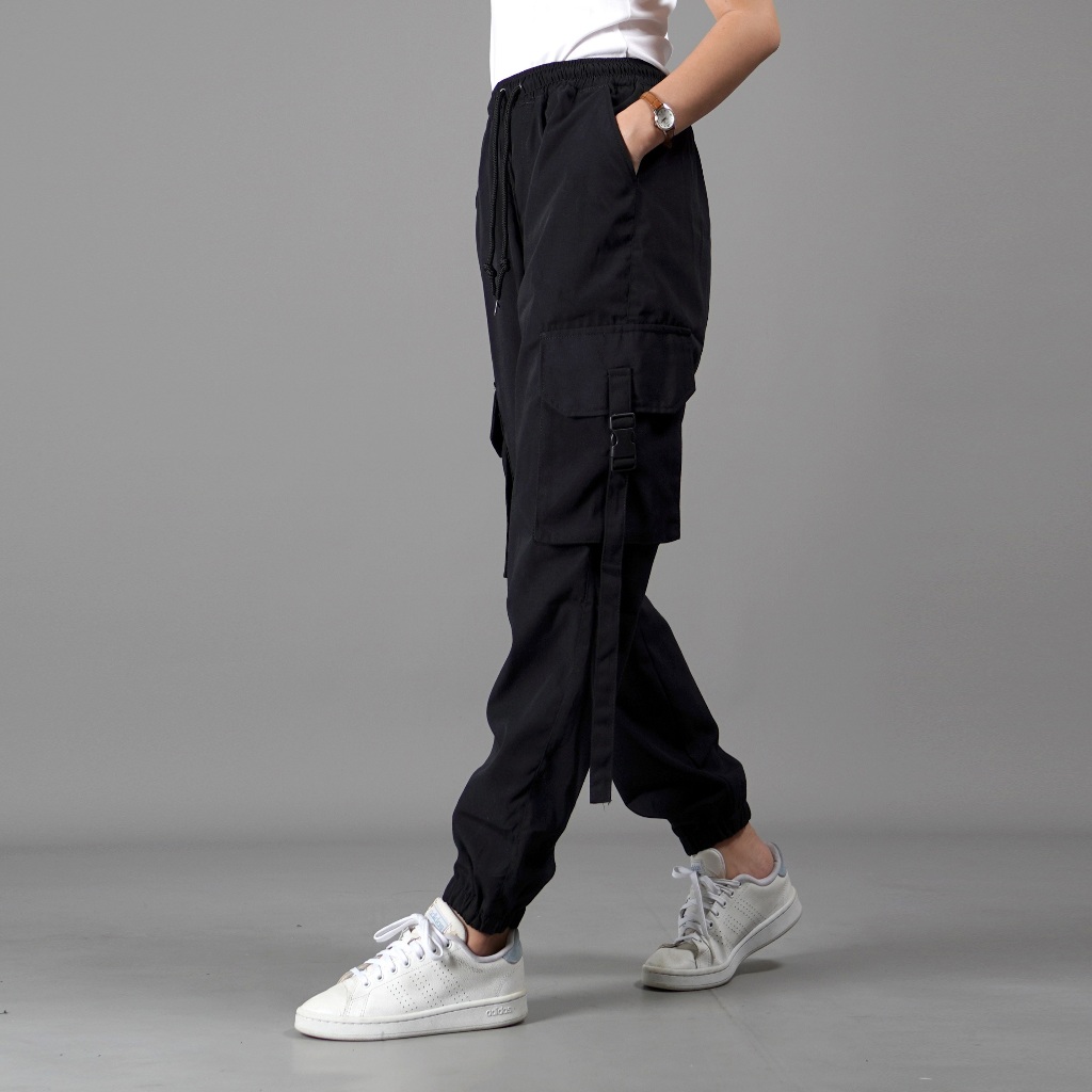 Okechuku OKECHUKU Artha Celana Hypebeast