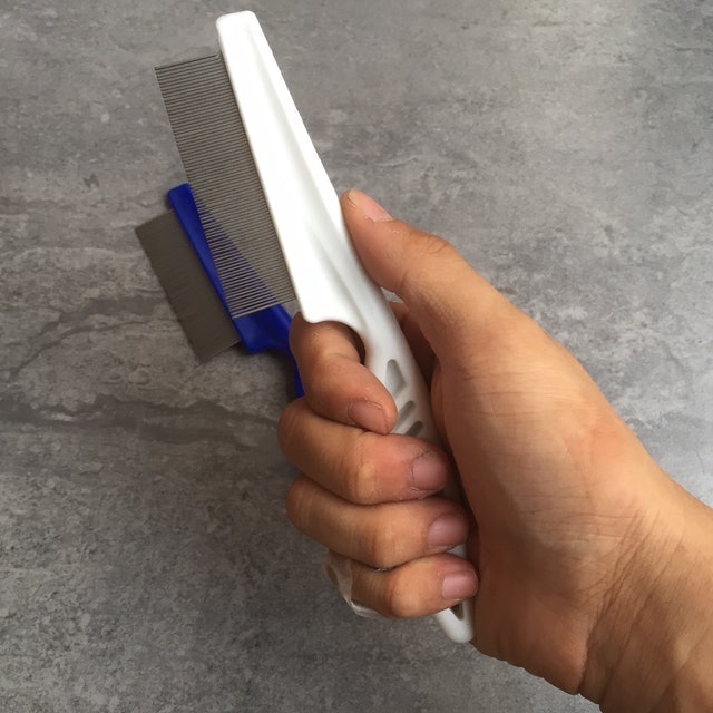  Sisir Kutu Handle Kucing & Anjing