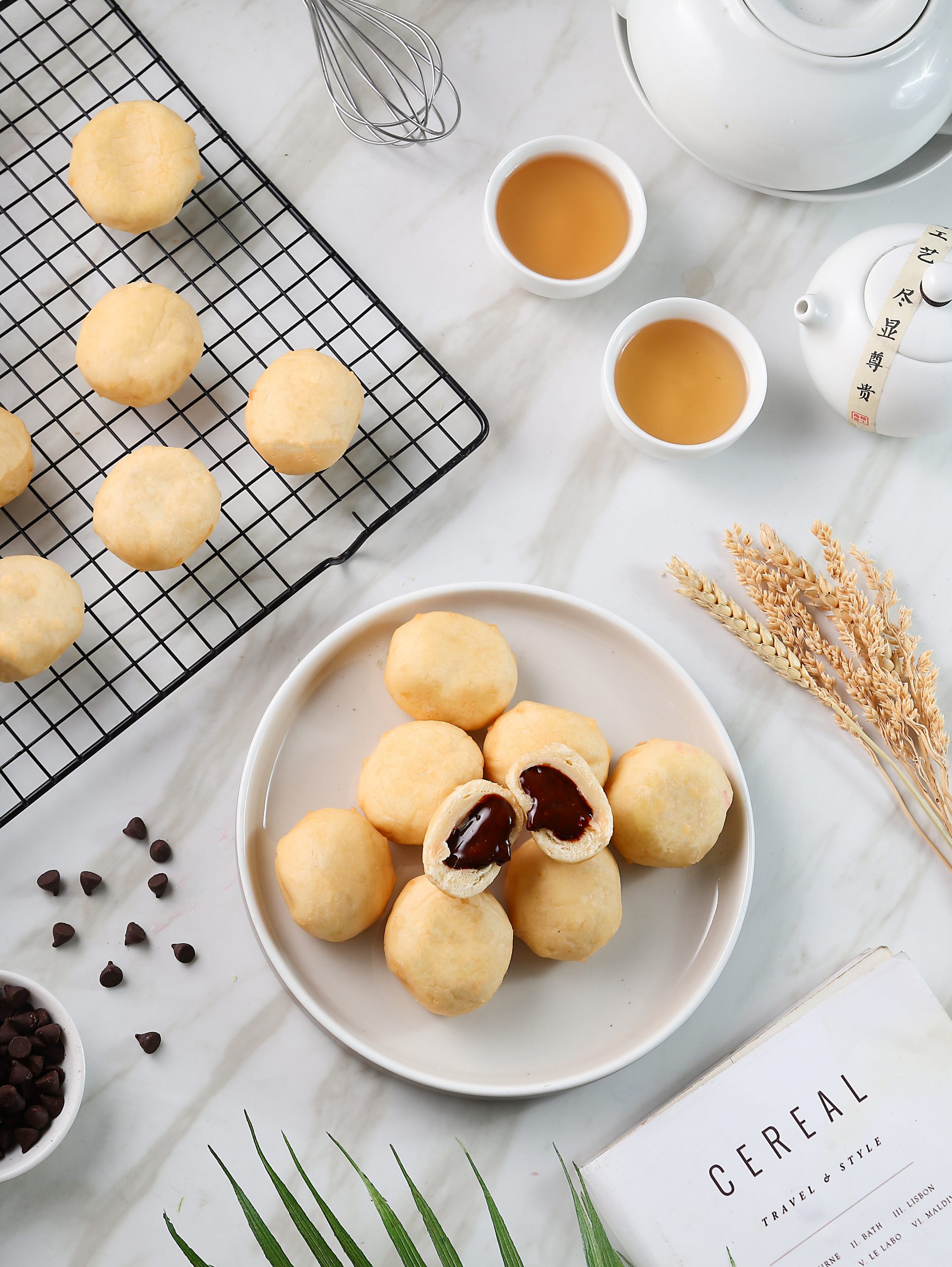 Pelangi Donuts - Donat kentang isi coklat frozen