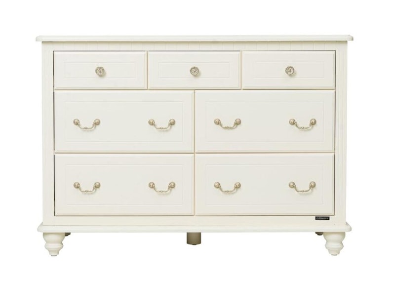 Amandla Wide Chest 1